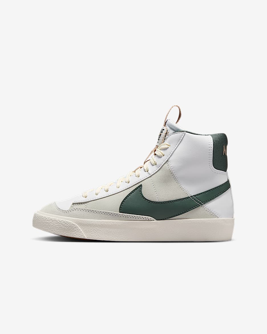 【NIKE】NIKE BLAZER MID 77 SE Nike Blazer Mid '77 SE Big Kids' Shoes. Nike.com